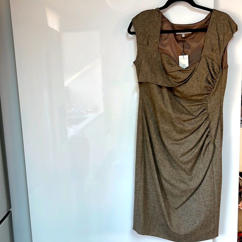 NWT - LL Bennett beautiful dress - has tiny hole size 12US